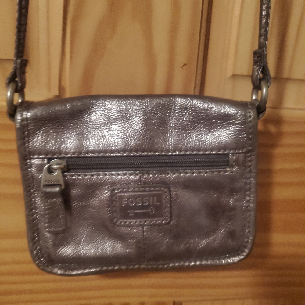 Adorable Metlic Silver Fossil Brand Mini Purse Clutch Bag